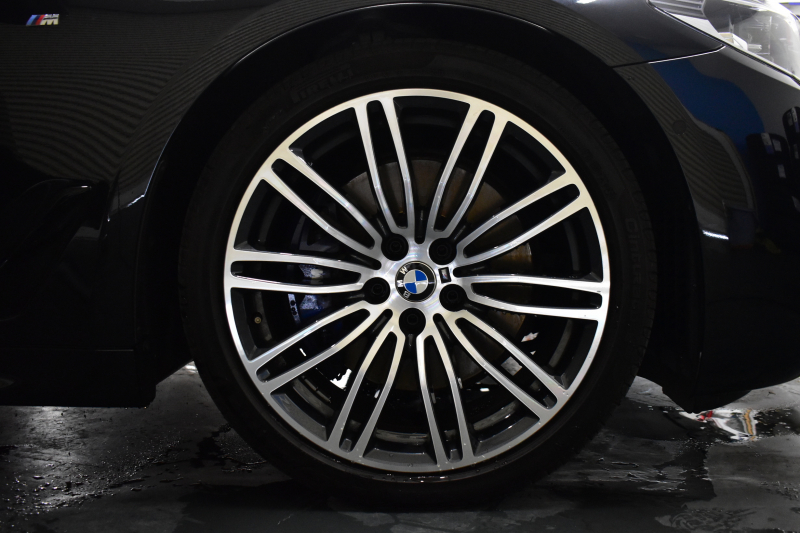 BMW 5シリーズ 530i Mｽﾎﾟｰﾂ 高出力ﾓﾃﾞﾙ ｲﾉﾍﾞｰｼｮﾝ&ｺﾝﾌｫｰﾄ&ﾊｲﾗｲﾝP 全席ﾋｰﾀｰ付黒革 前席ﾏｯｻｰｼﾞ&ﾍﾞﾝﾁﾚｰﾀｰ ｿﾌﾄｸﾛｰｽﾞﾄﾞｱ HUD LEDﾍｯﾄﾞﾗｲﾄ ACC LCW 液晶ﾒｰﾀｰ ﾀｯﾁﾊﾟﾈﾙ対応iﾄﾞﾗｲﾌﾞHDDﾅﾋﾞﾌﾙｾｸﾞ ｼﾞｪｽﾁｬｰ 3Dﾋﾞｭｰ 電動ﾄﾗﾝｸ ﾘﾓｰﾄP 2年保証