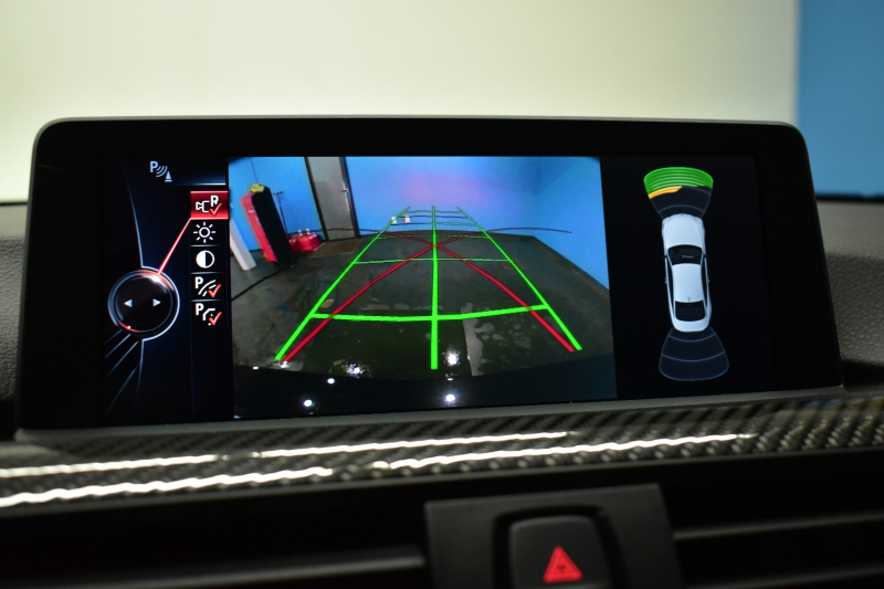 BMW Mシリーズ M4ｸｰﾍﾟ 6速M/T 左ﾊﾝﾄﾞﾙ 期間限定掲載 ﾋｰﾀｰ付ｼﾙﾊﾞｰｽﾄｰﾝ革 ｶｰﾎﾞﾝﾙｰﾌ&ｲﾝﾃﾘｱ HUD ｱﾀﾞﾌﾟﾃｨﾌﾞLEDﾍｯﾄﾞﾗｲﾄ ｵﾌﾟｼｮﾝ19AW 衝突軽減ﾌﾞﾚｰｷ 車線逸脱&歩行者警告  ﾀｯﾁﾊﾟｯﾄﾞiﾄﾞﾗｲﾌﾞHDDﾅﾋﾞ 前後PDC ﾌﾙｾｸﾞ Bｶﾒﾗ iｽﾄｯﾌﾟｽﾏｰﾄｷｰ  2年保証