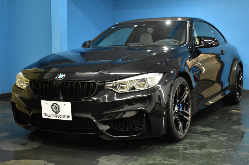 BMW Mシリーズ M4ｸｰﾍﾟ 6速M/T 左ﾊﾝﾄﾞﾙ 期間限定掲載 ﾋｰﾀｰ付ｼﾙﾊﾞｰｽﾄｰﾝ革 ｶｰﾎﾞﾝﾙｰﾌ&ｲﾝﾃﾘｱ HUD ｱﾀﾞﾌﾟﾃｨﾌﾞLEDﾍｯﾄﾞﾗｲﾄ ｵﾌﾟｼｮﾝ19AW 衝突軽減ﾌﾞﾚｰｷ 車線逸脱&歩行者警告  ﾀｯﾁﾊﾟｯﾄﾞiﾄﾞﾗｲﾌﾞHDDﾅﾋﾞ 前後PDC ﾌﾙｾｸﾞ Bｶﾒﾗ iｽﾄｯﾌﾟｽﾏｰﾄｷｰ  2年保証