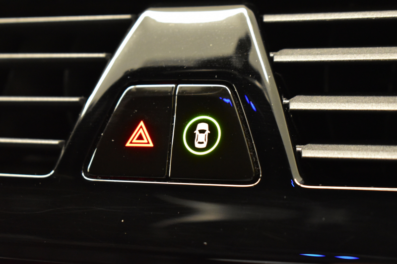 BMW 5シリーズ 530i ﾂｰﾘﾝｸﾞ Mｽﾎﾟｰﾂ LCI後期 ｴｸｽｸﾙｰｼﾌﾞﾅｯﾊﾟﾚｻﾞｰP 全席ﾋｰﾀｰ&前席ﾍﾞﾝﾁﾚｰｼｮﾝ付ｴｸｽｸﾙｰｼﾌﾞﾅｯﾊﾟ黒革 新ﾃﾞｻﾞｲﾝLEDﾍｯﾄﾞﾗｲﾄ ACｼｭﾆｯﾂｧｰ20AW CPMﾛｱﾚｲﾝﾌｫｰｽﾒﾝﾄ 可変ｻｽﾍﾟﾝｼｮﾝ ﾗｲﾌﾞｺｸﾋﾟｯﾄ ACC HUD LCW TV3Dﾋﾞｭｰ 2年保証