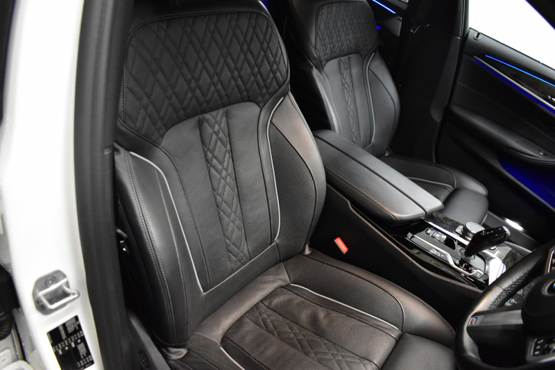 BMW 5シリーズ 530i ﾂｰﾘﾝｸﾞ Mｽﾎﾟｰﾂ LCI後期 ｴｸｽｸﾙｰｼﾌﾞﾅｯﾊﾟﾚｻﾞｰP 全席ﾋｰﾀｰ&前席ﾍﾞﾝﾁﾚｰｼｮﾝ付ｴｸｽｸﾙｰｼﾌﾞﾅｯﾊﾟ黒革 新ﾃﾞｻﾞｲﾝLEDﾍｯﾄﾞﾗｲﾄ ACｼｭﾆｯﾂｧｰ20AW CPMﾛｱﾚｲﾝﾌｫｰｽﾒﾝﾄ 可変ｻｽﾍﾟﾝｼｮﾝ ﾗｲﾌﾞｺｸﾋﾟｯﾄ ACC HUD LCW TV3Dﾋﾞｭｰ 2年保証