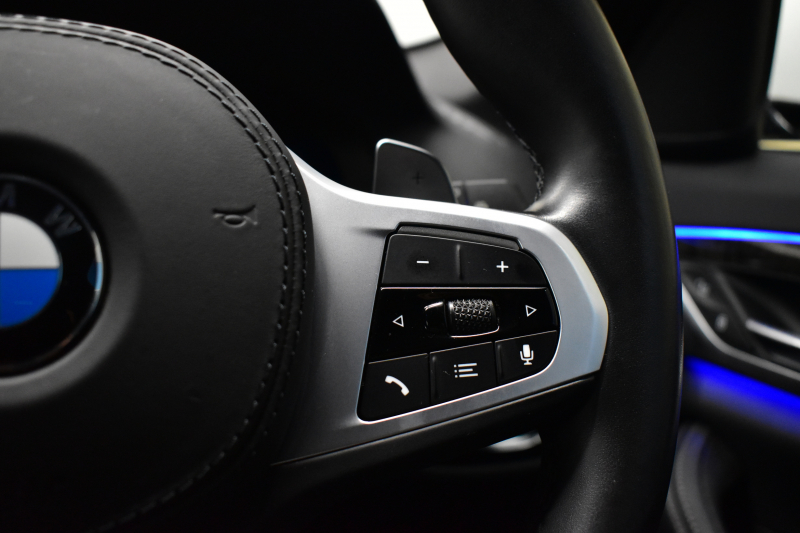 BMW 5シリーズ 530i ﾂｰﾘﾝｸﾞ Mｽﾎﾟｰﾂ LCI後期 ｴｸｽｸﾙｰｼﾌﾞﾅｯﾊﾟﾚｻﾞｰP 全席ﾋｰﾀｰ&前席ﾍﾞﾝﾁﾚｰｼｮﾝ付ｴｸｽｸﾙｰｼﾌﾞﾅｯﾊﾟ黒革 新ﾃﾞｻﾞｲﾝLEDﾍｯﾄﾞﾗｲﾄ ACｼｭﾆｯﾂｧｰ20AW CPMﾛｱﾚｲﾝﾌｫｰｽﾒﾝﾄ 可変ｻｽﾍﾟﾝｼｮﾝ ﾗｲﾌﾞｺｸﾋﾟｯﾄ ACC HUD LCW TV3Dﾋﾞｭｰ 2年保証