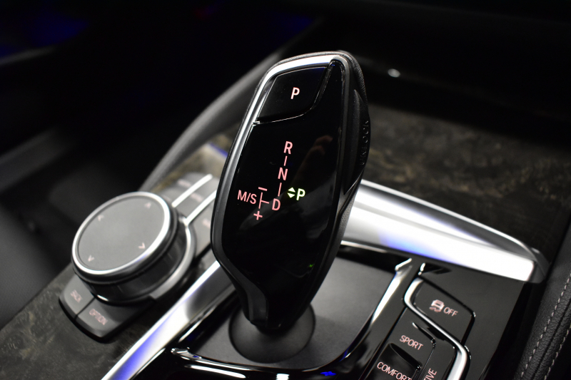 BMW 5シリーズ 530i ﾂｰﾘﾝｸﾞ Mｽﾎﾟｰﾂ LCI後期 ｴｸｽｸﾙｰｼﾌﾞﾅｯﾊﾟﾚｻﾞｰP 全席ﾋｰﾀｰ&前席ﾍﾞﾝﾁﾚｰｼｮﾝ付ｴｸｽｸﾙｰｼﾌﾞﾅｯﾊﾟ黒革 新ﾃﾞｻﾞｲﾝLEDﾍｯﾄﾞﾗｲﾄ ACｼｭﾆｯﾂｧｰ20AW CPMﾛｱﾚｲﾝﾌｫｰｽﾒﾝﾄ 可変ｻｽﾍﾟﾝｼｮﾝ ﾗｲﾌﾞｺｸﾋﾟｯﾄ ACC HUD LCW TV3Dﾋﾞｭｰ 2年保証