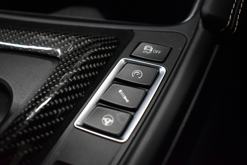 BMW Mシリーズ M3 MDCT  ｲﾝﾃﾞｨﾋﾞｼﾞｭｱﾙｶﾗｰ｢ｱｽﾞﾗｲﾄﾌﾞﾗｯｸ｣ ｵﾌﾟｼｮﾝ可変Mｻｽ Mﾊﾟﾌｫｽｽﾌﾟﾘﾝｸﾞ  LEDﾍｯﾄﾞﾗｲﾄ ＆ﾃｰﾙ 7速DCT ﾋｰﾀｰ付ｿﾉﾏﾍﾞｰｼﾞｭ革 HUD ｵﾌﾟｼｮﾝ19AW 車線逸脱&歩行者警告 ｶｰﾎﾞﾝR ﾌﾙｾｸﾞ Bｶﾒﾗ ﾊｰﾏﾝｶｰﾄﾞﾝ ｶｰﾎﾞﾝFﾘｯﾌﾟ 2年保証