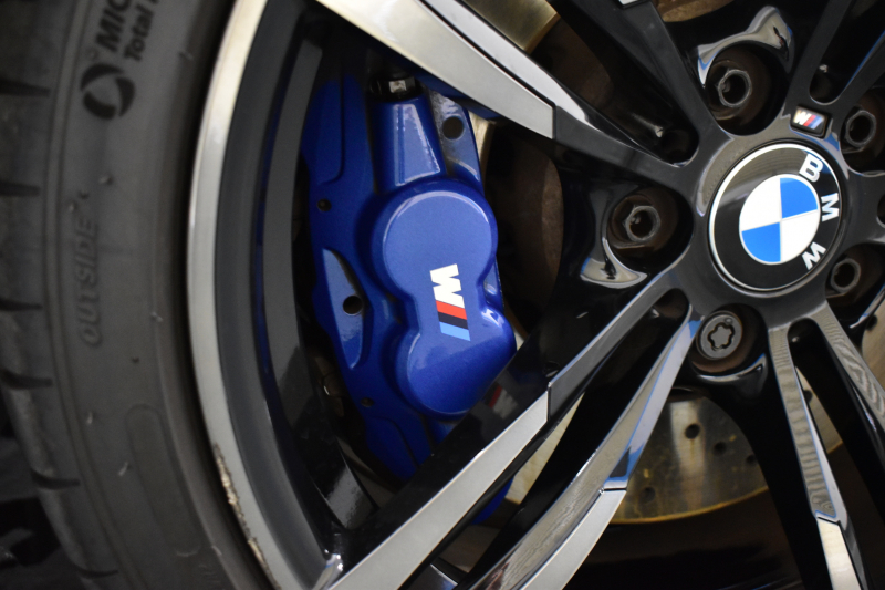 BMW Mシリーズ M3ｾﾀﾞﾝ 後期 MDCT  ｱﾀﾞﾌﾟﾃｨﾌﾞﾍｷｻｺﾞﾅﾙLEDﾍｯﾄﾞﾗｲﾄ ﾋｰﾀｰ付赤革 ｶｰﾎﾞﾝﾙｰﾌ&ｲﾝﾃﾘｱ ﾀｯﾁﾊﾟﾈﾙﾅﾋﾞﾊｰﾏﾝｶｰﾄﾞﾝ  ﾌﾙｾｸﾞBｶﾒﾗ前後PDC HUD 7速DCT ｵﾌﾟｼｮﾝ19AW 衝突軽減ﾌﾞﾚｰｷ 車線変更&車線逸脱&歩行者警告 2年保証