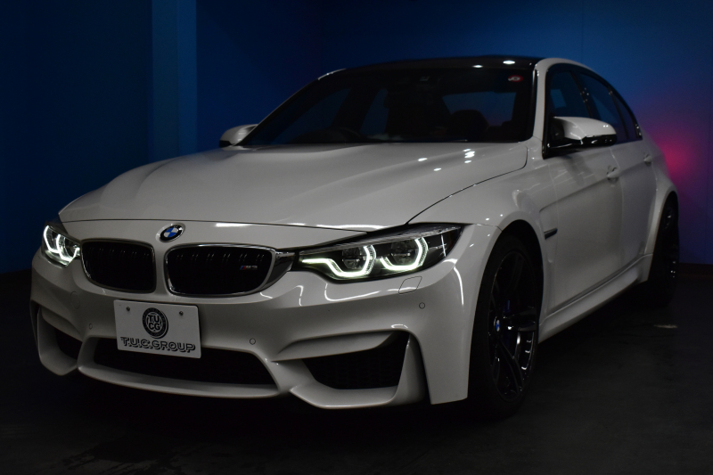 BMW Mシリーズ M3ｾﾀﾞﾝ 後期 MDCT  ｱﾀﾞﾌﾟﾃｨﾌﾞﾍｷｻｺﾞﾅﾙLEDﾍｯﾄﾞﾗｲﾄ ﾋｰﾀｰ付赤革 ｶｰﾎﾞﾝﾙｰﾌ&ｲﾝﾃﾘｱ ﾀｯﾁﾊﾟﾈﾙﾅﾋﾞﾊｰﾏﾝｶｰﾄﾞﾝ  ﾌﾙｾｸﾞBｶﾒﾗ前後PDC HUD 7速DCT ｵﾌﾟｼｮﾝ19AW 衝突軽減ﾌﾞﾚｰｷ 車線変更&車線逸脱&歩行者警告 2年保証