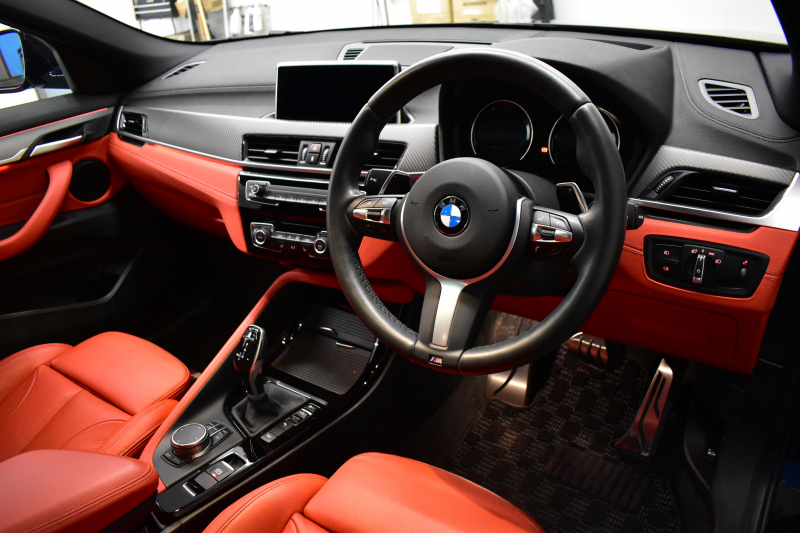 BMW X2 M35i 4WD ｾﾚｸﾄ&ｱﾄﾞﾊﾞﾝｽﾄﾞｱｸﾃｨﾌﾞｾｰﾌﾃｨ‐&ｺﾝﾌｫｰﾄP ﾊﾟﾉﾗﾏｻﾝﾙｰﾌ LEDﾍｯﾄﾞﾗｲﾄ 追従ACC HUD ﾋｰﾀｰ付電動赤革 ﾌﾞﾗｯｸﾍﾟｲﾝﾄ20AW 衝突軽減B 車線逸脱&歩行者警告 ﾀｯﾁﾊﾟﾈﾙHDDﾅﾋﾞBｶﾒﾗ 社外ﾌﾙｾｸﾞ 電動Rｹﾞｰﾄ 2年保証