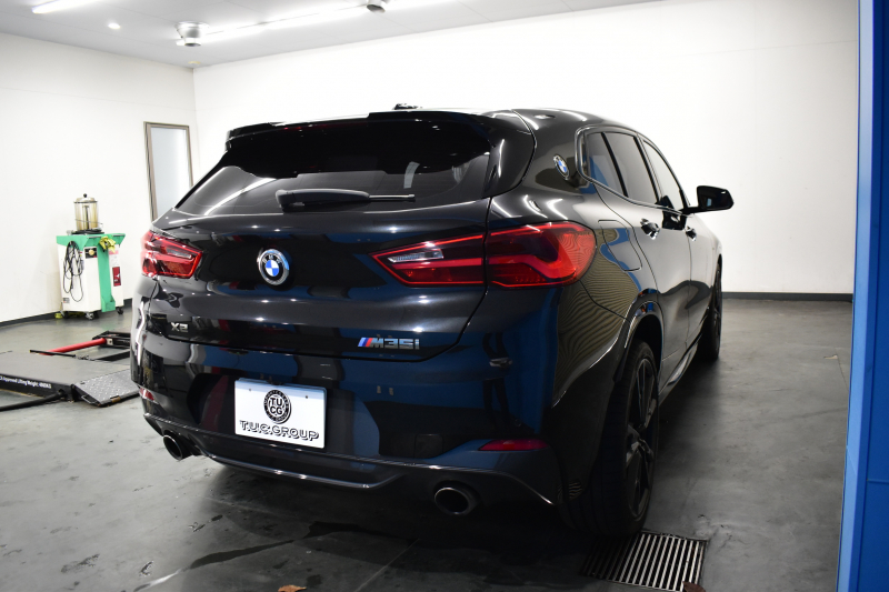 BMW X2 M35i 4WD ｾﾚｸﾄ&ｱﾄﾞﾊﾞﾝｽﾄﾞｱｸﾃｨﾌﾞｾｰﾌﾃｨ‐&ｺﾝﾌｫｰﾄP ﾊﾟﾉﾗﾏｻﾝﾙｰﾌ LEDﾍｯﾄﾞﾗｲﾄ 追従ACC HUD ﾋｰﾀｰ付電動赤革 ﾌﾞﾗｯｸﾍﾟｲﾝﾄ20AW 衝突軽減B 車線逸脱&歩行者警告 ﾀｯﾁﾊﾟﾈﾙHDDﾅﾋﾞBｶﾒﾗ 社外ﾌﾙｾｸﾞ 電動Rｹﾞｰﾄ 2年保証