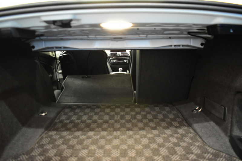 BMW Mシリーズ M4ｸｰﾍﾟ MDCT 7速DCT ｵﾌﾟｼｮﾝ可変Mｻｽﾍﾟﾝｼｮﾝ ﾋｰﾀｰ付黒革 HUD ｱﾀﾞﾌﾟﾃｨﾌﾞLEDﾍｯﾄﾞﾗｲﾄ 19AW 衝突軽減ﾌﾞﾚｰｷ 車線逸脱&歩行者警告  ﾀｯﾁﾊﾟｯﾄﾞHDDﾅﾋﾞﾌﾙｾｸﾞBｶﾒﾗ 前後PDC ｶｰﾎﾞﾝﾙｰﾌ 2年保証