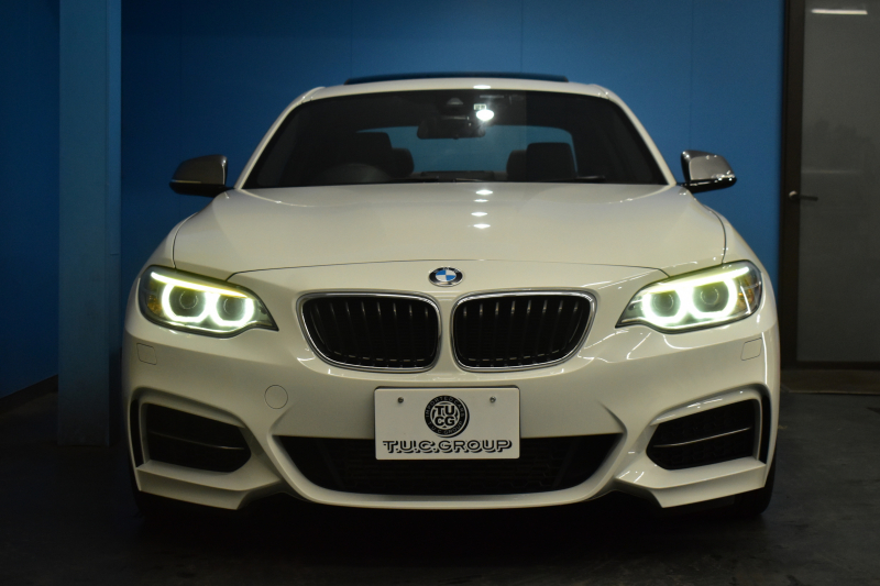 BMW 2シリーズ M235i 8速AT 直6ﾀｰﾎﾞ 326馬力 ｻﾝﾙｰﾌ ﾋｰﾀｰ付黒革 社外ﾌﾙｾｸﾞ ﾀｯﾁﾊﾟｯﾄﾞ式iﾄﾞﾗｲﾌﾞHDDﾅﾋﾞBｶﾒﾗ ｱﾀﾞﾌﾟﾃｨﾌﾞMｻｽ 大型ﾌﾞﾚｰｷｼｽﾃﾑ 車線逸脱&歩行者警告 衝突軽減ﾌﾞﾚｰｷ 2年保証