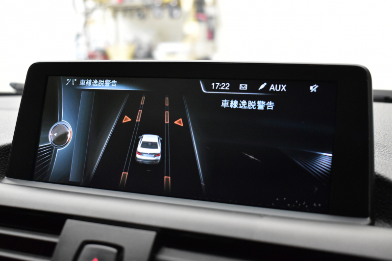 BMW 2シリーズ M235i 8速AT 直6ﾀｰﾎﾞ 326馬力 ｻﾝﾙｰﾌ ﾋｰﾀｰ付黒革 社外ﾌﾙｾｸﾞ ﾀｯﾁﾊﾟｯﾄﾞ式iﾄﾞﾗｲﾌﾞHDDﾅﾋﾞBｶﾒﾗ ｱﾀﾞﾌﾟﾃｨﾌﾞMｻｽ 大型ﾌﾞﾚｰｷｼｽﾃﾑ 車線逸脱&歩行者警告 衝突軽減ﾌﾞﾚｰｷ 2年保証