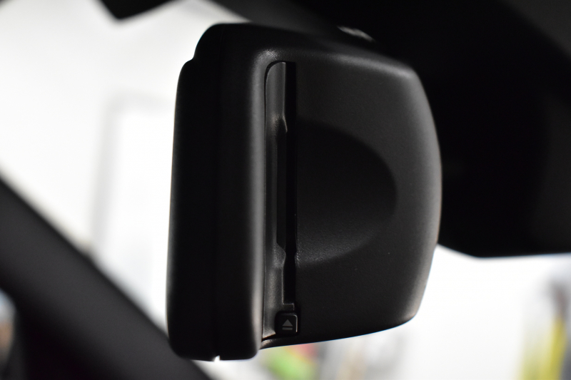 BMW 2シリーズ M235i 8速AT 直6ﾀｰﾎﾞ 326馬力 ｻﾝﾙｰﾌ ﾋｰﾀｰ付黒革 社外ﾌﾙｾｸﾞ ﾀｯﾁﾊﾟｯﾄﾞ式iﾄﾞﾗｲﾌﾞHDDﾅﾋﾞBｶﾒﾗ ｱﾀﾞﾌﾟﾃｨﾌﾞMｻｽ 大型ﾌﾞﾚｰｷｼｽﾃﾑ 車線逸脱&歩行者警告 衝突軽減ﾌﾞﾚｰｷ 2年保証