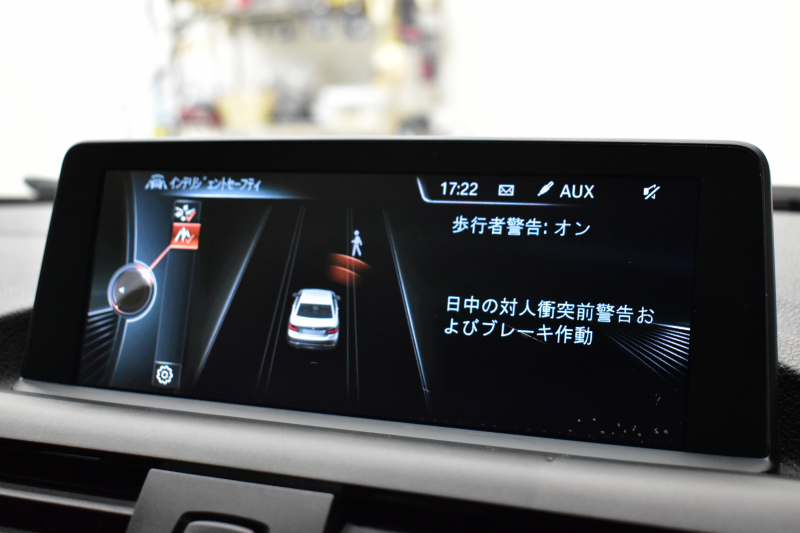 BMW 2シリーズ M235i 8速AT 直6ﾀｰﾎﾞ 326馬力 ｻﾝﾙｰﾌ ﾋｰﾀｰ付黒革 社外ﾌﾙｾｸﾞ ﾀｯﾁﾊﾟｯﾄﾞ式iﾄﾞﾗｲﾌﾞHDDﾅﾋﾞBｶﾒﾗ ｱﾀﾞﾌﾟﾃｨﾌﾞMｻｽ 大型ﾌﾞﾚｰｷｼｽﾃﾑ 車線逸脱&歩行者警告 衝突軽減ﾌﾞﾚｰｷ 2年保証