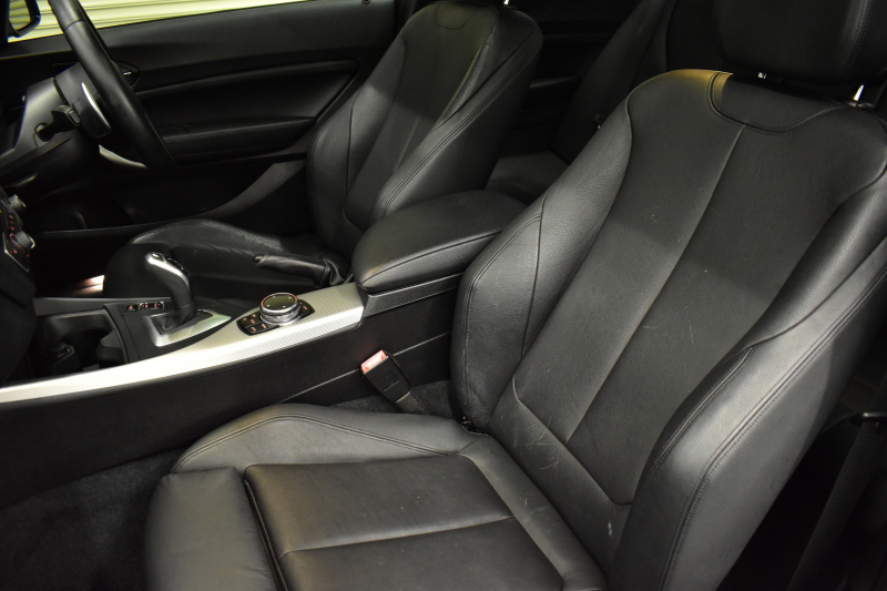 BMW 2シリーズ M235i 8速AT 直6ﾀｰﾎﾞ 326馬力 ｻﾝﾙｰﾌ ﾋｰﾀｰ付黒革 社外ﾌﾙｾｸﾞ ﾀｯﾁﾊﾟｯﾄﾞ式iﾄﾞﾗｲﾌﾞHDDﾅﾋﾞBｶﾒﾗ ｱﾀﾞﾌﾟﾃｨﾌﾞMｻｽ 大型ﾌﾞﾚｰｷｼｽﾃﾑ 車線逸脱&歩行者警告 衝突軽減ﾌﾞﾚｰｷ 2年保証