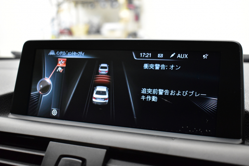 BMW 2シリーズ M235i 8速AT 直6ﾀｰﾎﾞ 326馬力 ｻﾝﾙｰﾌ ﾋｰﾀｰ付黒革 社外ﾌﾙｾｸﾞ ﾀｯﾁﾊﾟｯﾄﾞ式iﾄﾞﾗｲﾌﾞHDDﾅﾋﾞBｶﾒﾗ ｱﾀﾞﾌﾟﾃｨﾌﾞMｻｽ 大型ﾌﾞﾚｰｷｼｽﾃﾑ 車線逸脱&歩行者警告 衝突軽減ﾌﾞﾚｰｷ 2年保証