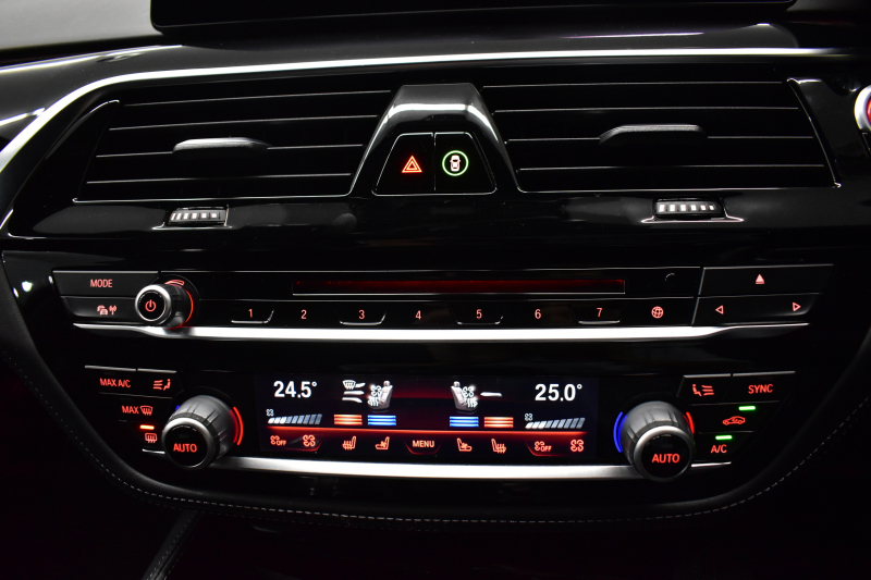 BMW Mシリーズ M5 ｴﾃﾞｨｼｮﾝ MISSION:IMPOSSIBLE  ｺﾝﾍﾟﾃｨｼｮﾝﾍﾞｰｽ特別仕様車 625馬力 MxDrive(4WD/2WD切替可)全席ﾋｰﾀｰ&前席ﾍﾞﾝﾁﾚｰｼｮﾝ付黒革  追従ACC LCW LED HUD 液晶ﾒｰﾀｰ 3Dﾋﾞｭｰ Mﾍﾞﾙﾄ 20AW ﾊｰﾏﾝｶｰﾄﾞﾝ ｿﾌﾄｸﾛｰｽﾞﾄﾞｱ 2年保証