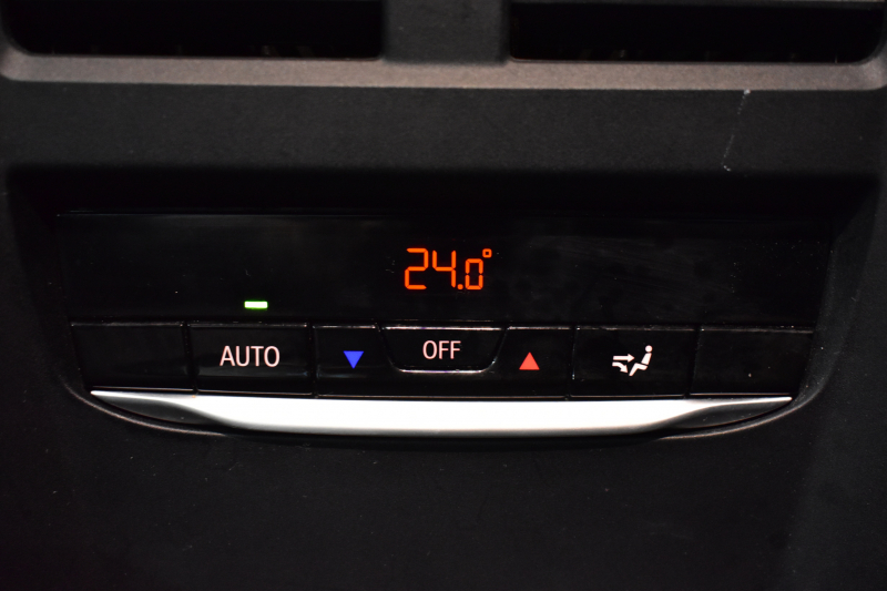 BMW 3シリーズ 320d Xﾄﾞﾗｲﾌﾞ Mｽﾎﾟｰﾂ 4WD 期間限定掲載 新車保証R7年2月迄 ﾌｧｽﾄﾄﾗｯｸP 可変Mｻｽ Mｽﾎﾟｰﾂﾌﾞﾚｰｷ 19AW Pｱｼｽﾄﾌﾟﾗｽ 3Dﾋﾞｭｰ全周囲ｶﾒﾗ ﾋｰﾀｰ付ﾊｰﾌﾚｻﾞｰ BMWﾗｲﾌﾞｺｯｸﾋﾟｯﾄ ｱｯﾌﾟﾙｶｰﾌﾟﾚｲ  ACC LEDﾍｯﾄﾞﾗｲﾄ 車線変更&逸脱&歩行者警告 2年保証