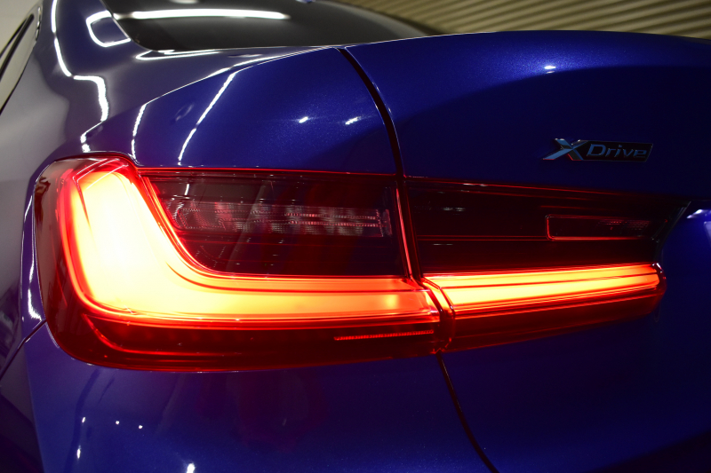 BMW 3シリーズ 320d Xﾄﾞﾗｲﾌﾞ Mｽﾎﾟｰﾂ 4WD 期間限定掲載 新車保証R7年2月迄 ﾌｧｽﾄﾄﾗｯｸP 可変Mｻｽ Mｽﾎﾟｰﾂﾌﾞﾚｰｷ 19AW Pｱｼｽﾄﾌﾟﾗｽ 3Dﾋﾞｭｰ全周囲ｶﾒﾗ ﾋｰﾀｰ付ﾊｰﾌﾚｻﾞｰ BMWﾗｲﾌﾞｺｯｸﾋﾟｯﾄ ｱｯﾌﾟﾙｶｰﾌﾟﾚｲ  ACC LEDﾍｯﾄﾞﾗｲﾄ 車線変更&逸脱&歩行者警告 2年保証