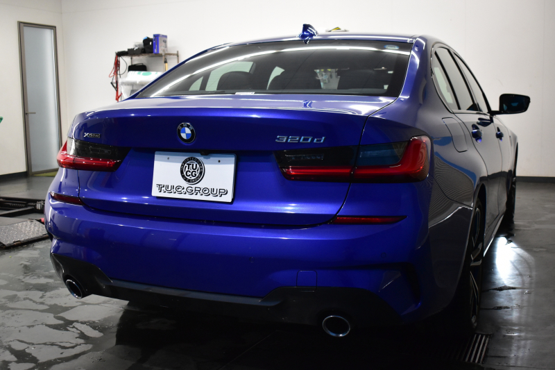 BMW 3シリーズ 320d Xﾄﾞﾗｲﾌﾞ Mｽﾎﾟｰﾂ 4WD 期間限定掲載 新車保証R7年2月迄 ﾌｧｽﾄﾄﾗｯｸP 可変Mｻｽ Mｽﾎﾟｰﾂﾌﾞﾚｰｷ 19AW Pｱｼｽﾄﾌﾟﾗｽ 3Dﾋﾞｭｰ全周囲ｶﾒﾗ ﾋｰﾀｰ付ﾊｰﾌﾚｻﾞｰ BMWﾗｲﾌﾞｺｯｸﾋﾟｯﾄ ｱｯﾌﾟﾙｶｰﾌﾟﾚｲ  ACC LEDﾍｯﾄﾞﾗｲﾄ 車線変更&逸脱&歩行者警告 2年保証