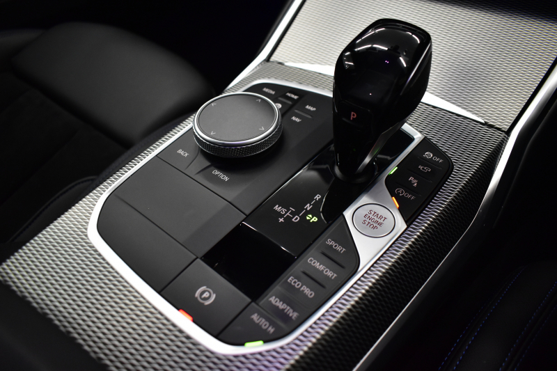 BMW 3シリーズ 320d Xﾄﾞﾗｲﾌﾞ Mｽﾎﾟｰﾂ 4WD 期間限定掲載 新車保証R7年2月迄 ﾌｧｽﾄﾄﾗｯｸP 可変Mｻｽ Mｽﾎﾟｰﾂﾌﾞﾚｰｷ 19AW Pｱｼｽﾄﾌﾟﾗｽ 3Dﾋﾞｭｰ全周囲ｶﾒﾗ ﾋｰﾀｰ付ﾊｰﾌﾚｻﾞｰ BMWﾗｲﾌﾞｺｯｸﾋﾟｯﾄ ｱｯﾌﾟﾙｶｰﾌﾟﾚｲ  ACC LEDﾍｯﾄﾞﾗｲﾄ 車線変更&逸脱&歩行者警告 2年保証