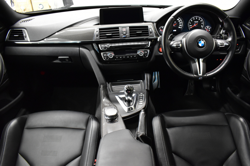 BMW Mシリーズ M4ｸｰﾍﾟ ｺﾝﾍﾟﾃｨｼｮﾝ 期間限定掲載 450馬力 LCI後期 ｱﾀﾞﾌﾟﾃｨﾌﾞMｻｽ ﾍｷｻｺﾞﾅﾙLED&ﾃｰﾙ 7速DCT 専用鍛造20AW 専用軽量ﾋｰﾀｰ付黒革 車線変更＆逸脱＆歩行者警告 ﾀｯﾁﾊﾟﾈﾙﾅﾋﾞTOPﾋﾞｭｰ ｻｲﾄﾞｶﾒﾗ Bｶﾒﾗ ﾊｰﾏﾝｶｰﾄﾞﾝ  2年保証