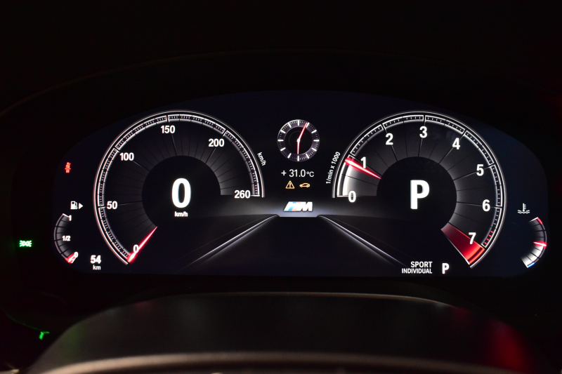 BMW 6シリーズ 630iｸﾞﾗﾝﾂｰﾘｽﾓ Mｽﾎﾟｰﾂ ｺﾝﾌｫｰﾄP ﾊﾟﾉﾗﾏSR ﾍｷｻｺﾞﾅﾙLEDﾍｯﾄﾞﾗｲﾄ  ACC ﾊｰﾏﾝｶｰﾄﾞﾝｻｳﾝﾄﾞ 全席ﾋｰﾀｰ前席ﾍﾞﾝﾁﾚｰｼｮﾝ&ﾏｯｻｰｼﾞ付茶革 HUD 衝突軽減ﾌﾞﾚｰｷ 車線変更 &逸脱&歩行者警告 ﾀｯﾁﾊﾟﾈﾙﾅﾋﾞ 3Dﾋﾞｭｰ 液晶ﾒｰﾀｰ  電動ﾄﾗﾝｸ 2年保証