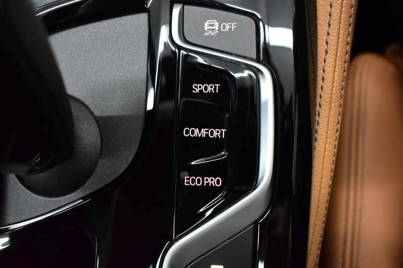 BMW 6シリーズ 630iｸﾞﾗﾝﾂｰﾘｽﾓ Mｽﾎﾟｰﾂ ｺﾝﾌｫｰﾄP ﾊﾟﾉﾗﾏSR ﾍｷｻｺﾞﾅﾙLEDﾍｯﾄﾞﾗｲﾄ  ACC ﾊｰﾏﾝｶｰﾄﾞﾝｻｳﾝﾄﾞ 全席ﾋｰﾀｰ前席ﾍﾞﾝﾁﾚｰｼｮﾝ&ﾏｯｻｰｼﾞ付茶革 HUD 衝突軽減ﾌﾞﾚｰｷ 車線変更 &逸脱&歩行者警告 ﾀｯﾁﾊﾟﾈﾙﾅﾋﾞ 3Dﾋﾞｭｰ 液晶ﾒｰﾀｰ  電動ﾄﾗﾝｸ 2年保証