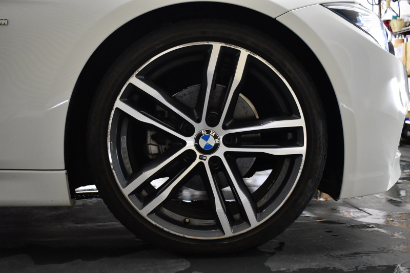 BMW 3シリーズ 320iﾂｰﾘﾝｸﾞ Mｽﾎﾟｰﾂｴﾃﾞｨｼｮﾝｼｬﾄﾞｰ LCI後期限定8Aｴﾝｼﾞﾝ ﾋｰﾀｰ付黒革 専用ﾀﾞｰｸLEDﾍｯﾄﾞﾗｲﾄ&ﾃｰﾙ 液晶ﾒｰﾀｰ 追従ACC ﾀｯﾁﾊﾟﾈﾙHDDﾅﾋﾞ 車線変更&逸脱&歩行者警告 衝突軽減ﾌﾞﾚｰｷ  19AW 電動Rｹﾞｰﾄ 前後PDC Bｶﾒﾗ  2年保証