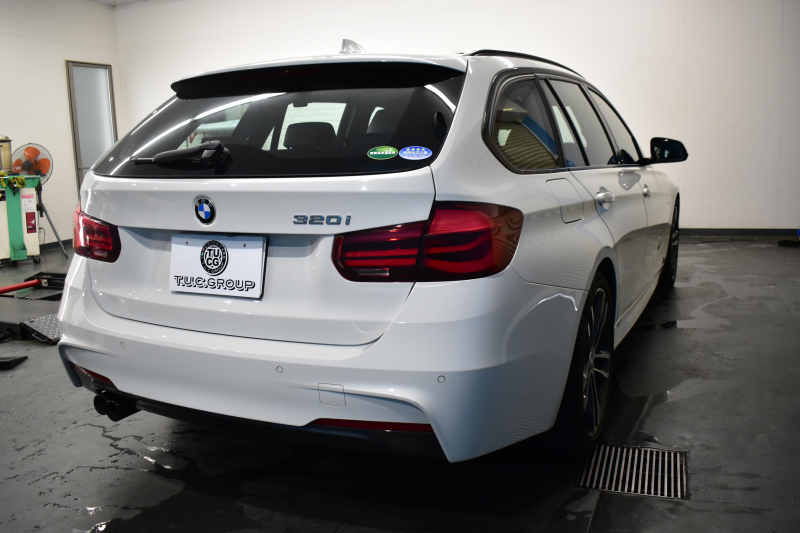 BMW 3シリーズ 320iﾂｰﾘﾝｸﾞ Mｽﾎﾟｰﾂｴﾃﾞｨｼｮﾝｼｬﾄﾞｰ LCI後期限定8Aｴﾝｼﾞﾝ ﾋｰﾀｰ付黒革 専用ﾀﾞｰｸLEDﾍｯﾄﾞﾗｲﾄ&ﾃｰﾙ 液晶ﾒｰﾀｰ 追従ACC ﾀｯﾁﾊﾟﾈﾙHDDﾅﾋﾞ 車線変更&逸脱&歩行者警告 衝突軽減ﾌﾞﾚｰｷ  19AW 電動Rｹﾞｰﾄ 前後PDC Bｶﾒﾗ  2年保証