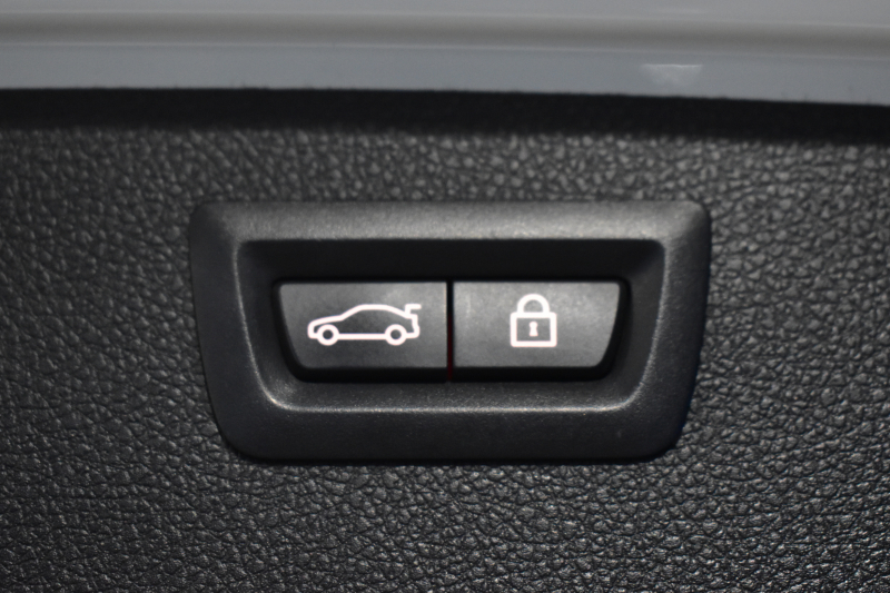 BMW 3シリーズ 320iﾂｰﾘﾝｸﾞ Mｽﾎﾟｰﾂｴﾃﾞｨｼｮﾝｼｬﾄﾞｰ LCI後期限定8Aｴﾝｼﾞﾝ ﾋｰﾀｰ付黒革 専用ﾀﾞｰｸLEDﾍｯﾄﾞﾗｲﾄ&ﾃｰﾙ 液晶ﾒｰﾀｰ 追従ACC ﾀｯﾁﾊﾟﾈﾙHDDﾅﾋﾞ 車線変更&逸脱&歩行者警告 衝突軽減ﾌﾞﾚｰｷ  19AW 電動Rｹﾞｰﾄ 前後PDC Bｶﾒﾗ  2年保証