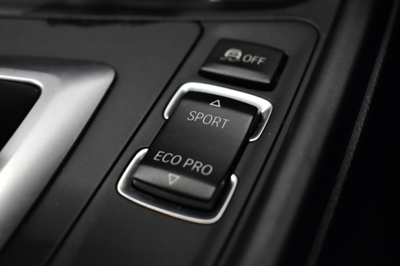 BMW 3シリーズ 320iﾂｰﾘﾝｸﾞ Mｽﾎﾟｰﾂｴﾃﾞｨｼｮﾝｼｬﾄﾞｰ LCI後期限定8Aｴﾝｼﾞﾝ ﾋｰﾀｰ付黒革 専用ﾀﾞｰｸLEDﾍｯﾄﾞﾗｲﾄ&ﾃｰﾙ 液晶ﾒｰﾀｰ 追従ACC ﾀｯﾁﾊﾟﾈﾙHDDﾅﾋﾞ 車線変更&逸脱&歩行者警告 衝突軽減ﾌﾞﾚｰｷ  19AW 電動Rｹﾞｰﾄ 前後PDC Bｶﾒﾗ  2年保証