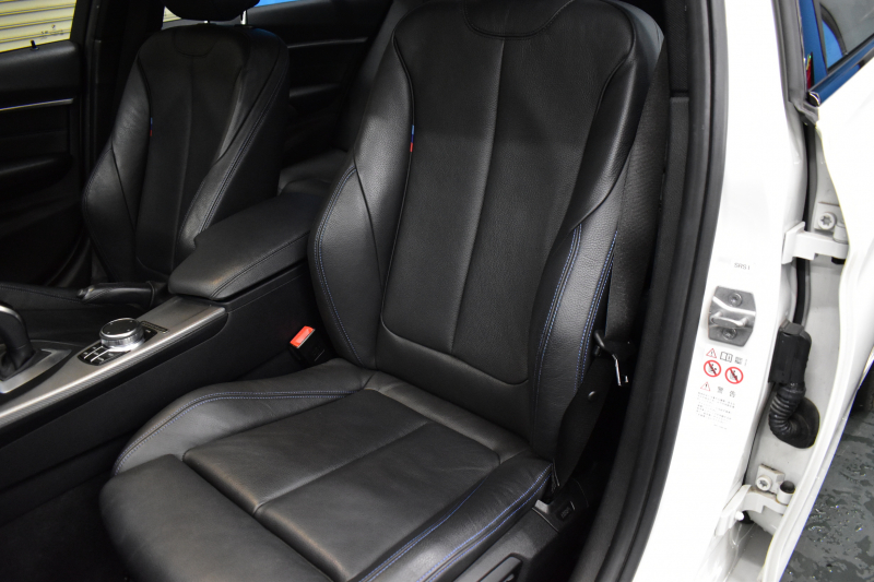 BMW 3シリーズ 320iﾂｰﾘﾝｸﾞ Mｽﾎﾟｰﾂｴﾃﾞｨｼｮﾝｼｬﾄﾞｰ LCI後期限定8Aｴﾝｼﾞﾝ ﾋｰﾀｰ付黒革 専用ﾀﾞｰｸLEDﾍｯﾄﾞﾗｲﾄ&ﾃｰﾙ 液晶ﾒｰﾀｰ 追従ACC ﾀｯﾁﾊﾟﾈﾙHDDﾅﾋﾞ 車線変更&逸脱&歩行者警告 衝突軽減ﾌﾞﾚｰｷ  19AW 電動Rｹﾞｰﾄ 前後PDC Bｶﾒﾗ  2年保証