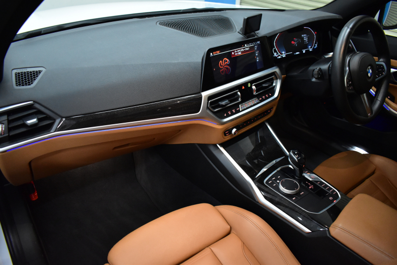 BMW 3シリーズ 330i Mｽﾎﾟｰﾂ 高出力 1ｵｰﾅｰ ｻﾝR ｲﾉﾍﾞｰｼｮﾝ&ﾌｧｽﾄﾄﾗｯｸ＆ﾊｲﾗｲﾝ&ｺﾝﾌｫｰﾄP ﾚｰｻﾞｰLEDﾗｲﾄ ﾋｰﾀｰ付黒革 ACC HUD 19AW Mｽﾎﾟｰﾂﾌﾞﾚｰｷ 可変Mｻｽ ﾊﾟｰｷﾝｸﾞｱｼｽﾄ+ 全周囲ｶﾒﾗ ｼﾞｪｽﾁｬｰC対応ﾀｯﾁﾊﾟﾈﾙﾅﾋﾞ ｱｯﾌﾟﾙｶｰﾌﾟﾚｲ  2年保証