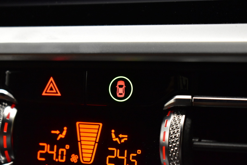 BMW 3シリーズ 330i Mｽﾎﾟｰﾂ 高出力 1ｵｰﾅｰ ｻﾝR ｲﾉﾍﾞｰｼｮﾝ&ﾌｧｽﾄﾄﾗｯｸ＆ﾊｲﾗｲﾝ&ｺﾝﾌｫｰﾄP ﾚｰｻﾞｰLEDﾗｲﾄ ﾋｰﾀｰ付黒革 ACC HUD 19AW Mｽﾎﾟｰﾂﾌﾞﾚｰｷ 可変Mｻｽ ﾊﾟｰｷﾝｸﾞｱｼｽﾄ+ 全周囲ｶﾒﾗ ｼﾞｪｽﾁｬｰC対応ﾀｯﾁﾊﾟﾈﾙﾅﾋﾞ ｱｯﾌﾟﾙｶｰﾌﾟﾚｲ  2年保証