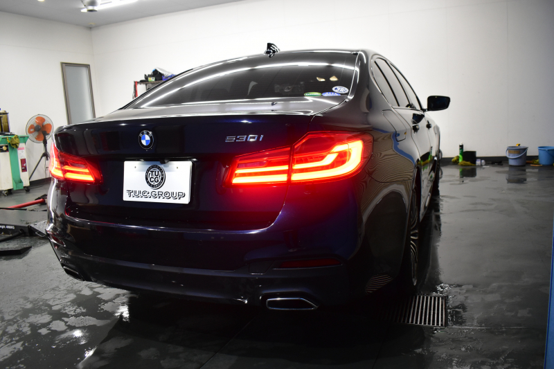 BMW 5シリーズ 530i Mｽﾎﾟｰﾂ ﾊｲﾗｲﾝP ｲﾝﾃﾞｨﾋﾞｼﾞｭｱﾙｶﾗ-ｱｽﾞﾗｲﾄﾌﾞﾗｯｸ  液晶ﾒｰﾀｰ  高出力ﾓﾃﾞﾙ  全席ﾋｰﾀｰ付黒革 LEDﾍｯﾄﾞﾗｲﾄ 追従ACC 車線変更警告 ﾀｯﾁﾊﾟﾈﾙ対応iﾄﾞﾗｲﾌﾞHDDﾅﾋﾞﾌﾙｾｸﾞ 全周囲ｶﾒﾗ3Dﾋﾞｭｰ ｽﾃｱﾘﾝｸﾞｻﾎﾟｰﾄ 2年保証