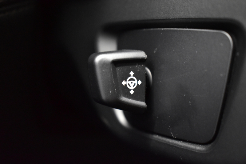 BMW 7シリーズ 740i Mｽﾎﾟｰﾂ LCI後期 ｻﾝﾙｰﾌ BMWﾚｰｻﾞｰLED 全席ﾋｰﾀｰ&ﾍﾞﾝﾁﾚｰｼｮﾝ付黒革 ACC HUD BMWﾗｲﾌﾞｺｯｸﾋﾟｯﾄ ﾀｯﾁﾊﾟﾈﾙﾅﾋﾞ3Dﾋﾞｭｰ ﾌﾙｾｸﾞ ﾊｰﾏﾝｶｰﾄﾞﾝ  液晶ﾒｰﾀｰ 20AW 車線変更&逸脱&歩行者警告 衝突軽減ﾌﾞﾚｰｷ 2年保証