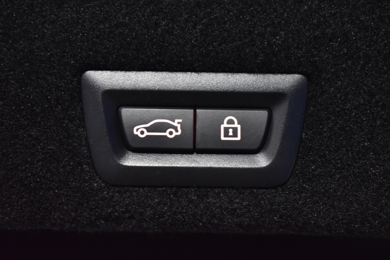 BMW 7シリーズ 740i Mｽﾎﾟｰﾂ LCI後期 ｻﾝﾙｰﾌ BMWﾚｰｻﾞｰLED 全席ﾋｰﾀｰ&ﾍﾞﾝﾁﾚｰｼｮﾝ付黒革 ACC HUD BMWﾗｲﾌﾞｺｯｸﾋﾟｯﾄ ﾀｯﾁﾊﾟﾈﾙﾅﾋﾞ3Dﾋﾞｭｰ ﾌﾙｾｸﾞ ﾊｰﾏﾝｶｰﾄﾞﾝ  液晶ﾒｰﾀｰ 20AW 車線変更&逸脱&歩行者警告 衝突軽減ﾌﾞﾚｰｷ 2年保証