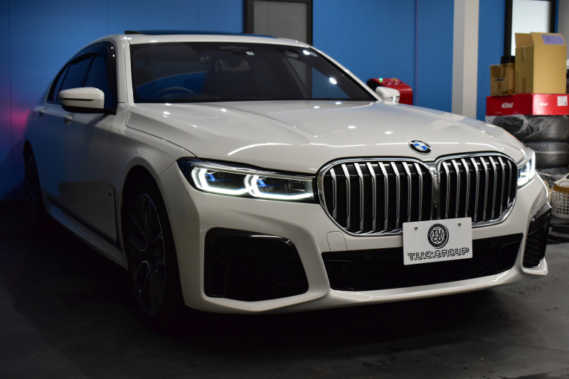 BMW 7シリーズ 740i Mｽﾎﾟｰﾂ LCI後期 ｻﾝﾙｰﾌ BMWﾚｰｻﾞｰLED 全席ﾋｰﾀｰ&ﾍﾞﾝﾁﾚｰｼｮﾝ付黒革 ACC HUD BMWﾗｲﾌﾞｺｯｸﾋﾟｯﾄ ﾀｯﾁﾊﾟﾈﾙﾅﾋﾞ3Dﾋﾞｭｰ ﾌﾙｾｸﾞ ﾊｰﾏﾝｶｰﾄﾞﾝ  液晶ﾒｰﾀｰ 20AW 車線変更&逸脱&歩行者警告 衝突軽減ﾌﾞﾚｰｷ 2年保証