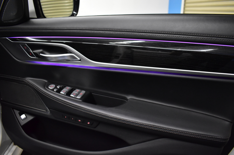 BMW 7シリーズ 740i Mｽﾎﾟｰﾂ LCI後期 ｻﾝﾙｰﾌ BMWﾚｰｻﾞｰLED 全席ﾋｰﾀｰ&ﾍﾞﾝﾁﾚｰｼｮﾝ付黒革 ACC HUD BMWﾗｲﾌﾞｺｯｸﾋﾟｯﾄ ﾀｯﾁﾊﾟﾈﾙﾅﾋﾞ3Dﾋﾞｭｰ ﾌﾙｾｸﾞ ﾊｰﾏﾝｶｰﾄﾞﾝ  液晶ﾒｰﾀｰ 20AW 車線変更&逸脱&歩行者警告 衝突軽減ﾌﾞﾚｰｷ 2年保証