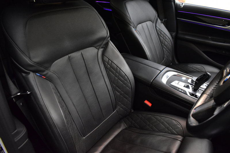 BMW 7シリーズ 740i Mｽﾎﾟｰﾂ LCI後期 ｻﾝﾙｰﾌ BMWﾚｰｻﾞｰLED 全席ﾋｰﾀｰ&ﾍﾞﾝﾁﾚｰｼｮﾝ付黒革 ACC HUD BMWﾗｲﾌﾞｺｯｸﾋﾟｯﾄ ﾀｯﾁﾊﾟﾈﾙﾅﾋﾞ3Dﾋﾞｭｰ ﾌﾙｾｸﾞ ﾊｰﾏﾝｶｰﾄﾞﾝ  液晶ﾒｰﾀｰ 20AW 車線変更&逸脱&歩行者警告 衝突軽減ﾌﾞﾚｰｷ 2年保証