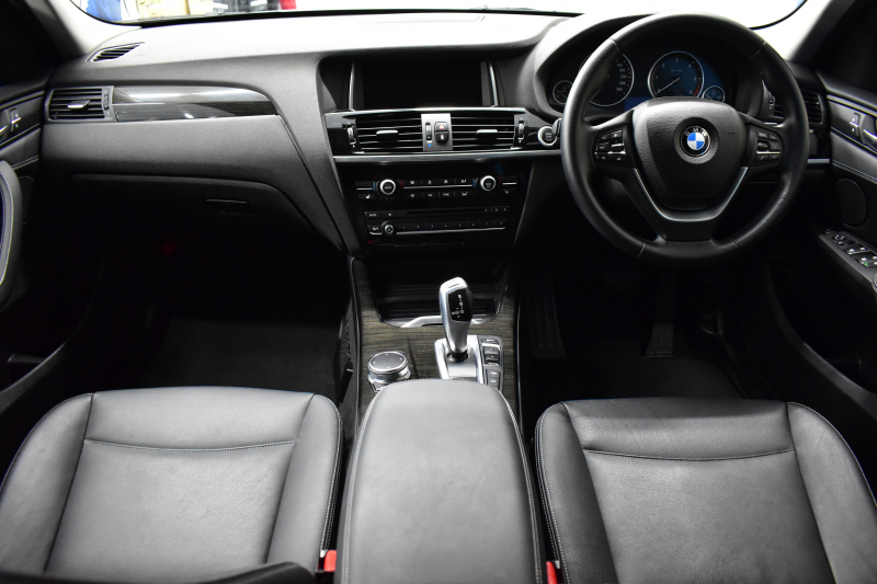 BMW X3 Xdrive20d Xﾗｲﾝ 最終ﾓﾃﾞﾙ ﾋｰﾀｰ付電動黒革 追従ACC LCW 横ﾒﾆｭｰ型ﾀｯﾁﾊﾟｯﾄﾞHDDﾅﾋﾞTV 全周囲ｶﾒﾗ 衝突軽減ﾌﾞﾚｰｷ 車線逸脱&歩行者警告  Bluetoothｵｰﾃﾞｨｵ&通話 電動Rｹﾞｰﾄ LEDﾌｫｸﾞﾗｲﾄ 18AW ｳｯﾄﾞﾊﾟﾈﾙ 2年保証