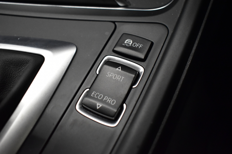 BMW 3シリーズ 320i Mｽﾎﾟｰﾂ LCI後期 8A型(B48B20A)ｴﾝｼﾞﾝ ﾋｰﾀｰ付電動ﾌﾞﾗｯｸﾚｻﾞｰｽﾎﾟｰﾂｼｰﾄ 追従ACC LEDﾍｯﾄﾞﾗｲﾄ&ﾃｰﾙ 19AW 車線変更&逸脱&歩行者警告 衝突軽減ﾌﾞﾚｰｷ ﾀｯﾁﾊﾟｯﾄﾞ式iﾄﾞﾗｲﾌﾞHDDﾅﾋﾞ Bｶﾒﾗ ﾘｱPDC ﾊﾟﾄﾞﾙ ｽﾏｰﾄｷｰ 2年保証