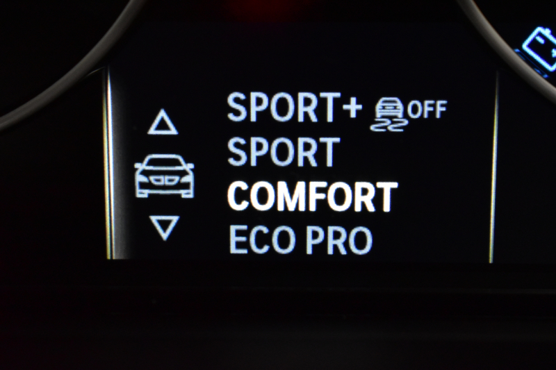 BMW 3シリーズ 320i Mｽﾎﾟｰﾂ LCI後期 8A型(B48B20A)ｴﾝｼﾞﾝ ﾋｰﾀｰ付電動ﾌﾞﾗｯｸﾚｻﾞｰｽﾎﾟｰﾂｼｰﾄ 追従ACC LEDﾍｯﾄﾞﾗｲﾄ&ﾃｰﾙ 19AW 車線変更&逸脱&歩行者警告 衝突軽減ﾌﾞﾚｰｷ ﾀｯﾁﾊﾟｯﾄﾞ式iﾄﾞﾗｲﾌﾞHDDﾅﾋﾞ Bｶﾒﾗ ﾘｱPDC ﾊﾟﾄﾞﾙ ｽﾏｰﾄｷｰ 2年保証