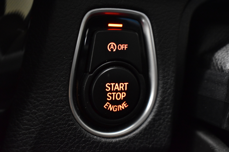 BMW 3シリーズ 320i Mｽﾎﾟｰﾂ LCI後期 8A型(B48B20A)ｴﾝｼﾞﾝ ﾋｰﾀｰ付電動ﾌﾞﾗｯｸﾚｻﾞｰｽﾎﾟｰﾂｼｰﾄ 追従ACC LEDﾍｯﾄﾞﾗｲﾄ&ﾃｰﾙ 19AW 車線変更&逸脱&歩行者警告 衝突軽減ﾌﾞﾚｰｷ ﾀｯﾁﾊﾟｯﾄﾞ式iﾄﾞﾗｲﾌﾞHDDﾅﾋﾞ Bｶﾒﾗ ﾘｱPDC ﾊﾟﾄﾞﾙ ｽﾏｰﾄｷｰ 2年保証