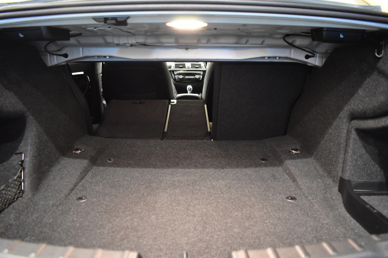 BMW 3シリーズ 320i Mｽﾎﾟｰﾂ LCI後期 8A型(B48B20A)ｴﾝｼﾞﾝ ﾋｰﾀｰ付電動ﾌﾞﾗｯｸﾚｻﾞｰｽﾎﾟｰﾂｼｰﾄ 追従ACC LEDﾍｯﾄﾞﾗｲﾄ&ﾃｰﾙ 19AW 車線変更&逸脱&歩行者警告 衝突軽減ﾌﾞﾚｰｷ ﾀｯﾁﾊﾟｯﾄﾞ式iﾄﾞﾗｲﾌﾞHDDﾅﾋﾞ Bｶﾒﾗ ﾘｱPDC ﾊﾟﾄﾞﾙ ｽﾏｰﾄｷｰ 2年保証