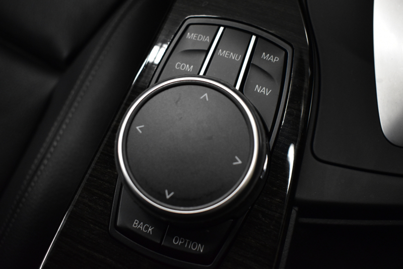 BMW 3シリーズ 320i Mｽﾎﾟｰﾂ LCI後期 8A型(B48B20A)ｴﾝｼﾞﾝ ﾋｰﾀｰ付電動ﾌﾞﾗｯｸﾚｻﾞｰｽﾎﾟｰﾂｼｰﾄ 追従ACC LEDﾍｯﾄﾞﾗｲﾄ&ﾃｰﾙ 19AW 車線変更&逸脱&歩行者警告 衝突軽減ﾌﾞﾚｰｷ ﾀｯﾁﾊﾟｯﾄﾞ式iﾄﾞﾗｲﾌﾞHDDﾅﾋﾞ Bｶﾒﾗ ﾘｱPDC ﾊﾟﾄﾞﾙ ｽﾏｰﾄｷｰ 2年保証