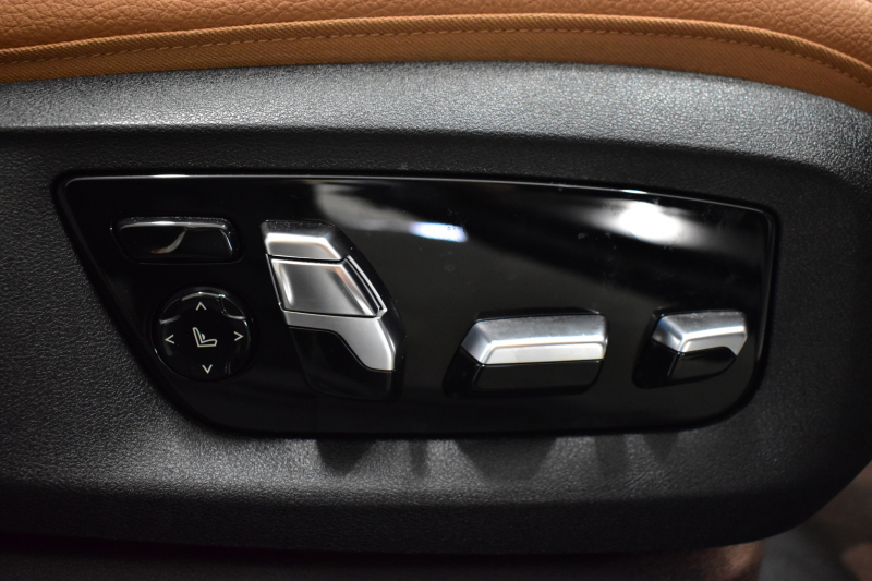 BMW 6シリーズ 623dｸﾞﾗﾝﾂｰﾘｽﾓ Mｽﾎﾟｰﾂ 1ｵｰﾅｰ ｱｯﾌﾟｸﾞﾚｰﾄﾞ&ｺﾝﾌｫｰﾄP ﾊﾟﾉﾗﾏSR LEDﾍｯﾄﾞﾗｲﾄ  ACC ﾊｰﾏﾝｶｰﾄﾞﾝｻｳﾝﾄﾞ ﾋｰﾀｰ&ﾍﾞﾝﾁﾚｰｼｮﾝ&ﾏｯｻｰｼﾞ付茶革 HUD 20AW 衝突軽減B 車線変更 &逸脱&歩行者警告 ﾅﾋﾞ全周囲ｶﾒ 液晶ﾒｰﾀｰ  電動ﾄﾗﾝｸ 2年保証