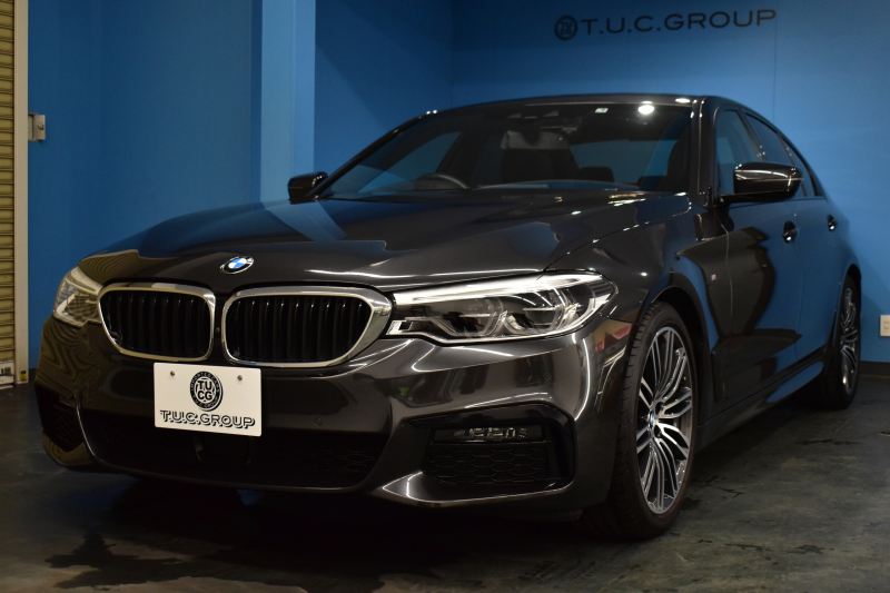 BMW 5シリーズ 523i Mｽﾎﾟｰﾂ 1ｵｰﾅｰ ﾊｲﾗｲﾝP 変更後全面液晶ﾒｰﾀｰﾊﾟﾈﾙ 全席ﾋｰﾀｰ付黒革 HUD LEDﾍｯﾄﾞﾗｲﾄ 追従ACC 車線変更&逸脱警告 衝突軽減B ﾀｯﾁﾊﾟﾈﾙ対応iﾄﾞﾗｲﾌﾞHDDﾅﾋﾞﾌﾙｾｸﾞ 全周囲ｶﾒﾗ3Dﾋﾞｭｰ 電動ﾄﾗﾝｸ 19AW 2年保証
