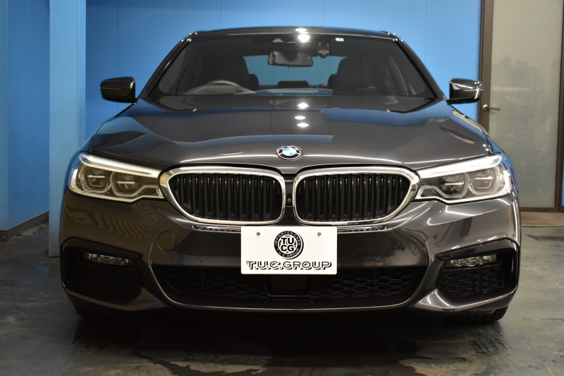 BMW 5シリーズ 523i Mｽﾎﾟｰﾂ 1ｵｰﾅｰ ﾊｲﾗｲﾝP 変更後全面液晶ﾒｰﾀｰﾊﾟﾈﾙ 全席ﾋｰﾀｰ付黒革 HUD LEDﾍｯﾄﾞﾗｲﾄ 追従ACC 車線変更&逸脱警告 衝突軽減B ﾀｯﾁﾊﾟﾈﾙ対応iﾄﾞﾗｲﾌﾞHDDﾅﾋﾞﾌﾙｾｸﾞ 全周囲ｶﾒﾗ3Dﾋﾞｭｰ 電動ﾄﾗﾝｸ 19AW 2年保証