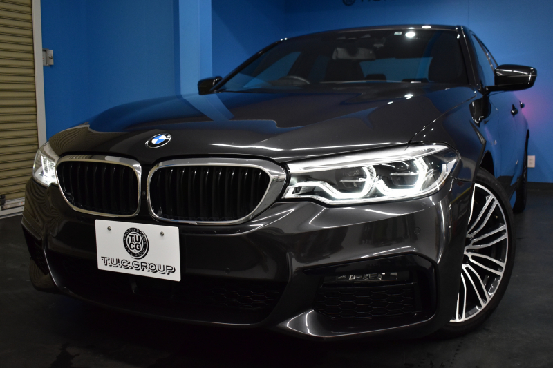 BMW 5シリーズ 523i Mｽﾎﾟｰﾂ 1ｵｰﾅｰ ﾊｲﾗｲﾝP 変更後全面液晶ﾒｰﾀｰﾊﾟﾈﾙ 全席ﾋｰﾀｰ付黒革 HUD LEDﾍｯﾄﾞﾗｲﾄ 追従ACC 車線変更&逸脱警告 衝突軽減B ﾀｯﾁﾊﾟﾈﾙ対応iﾄﾞﾗｲﾌﾞHDDﾅﾋﾞﾌﾙｾｸﾞ 全周囲ｶﾒﾗ3Dﾋﾞｭｰ 電動ﾄﾗﾝｸ 19AW 2年保証